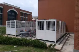 空气能热泵设备不便宜，为何选择空气能热泵的用户越来越多呢？图片