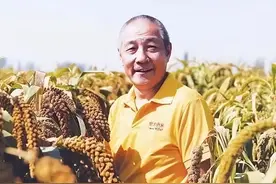 疫情三年狂赚222.8亿，这男人靠“国难财”登顶富豪榜，网友：该图片