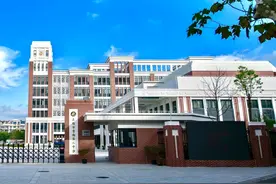 一轴两翼、五育融合，曹杨二中这样完善育人模式→图片