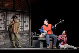 “喜迎二十大，西安市优秀文艺作品展演”话剧《路遥》在西安演出图片