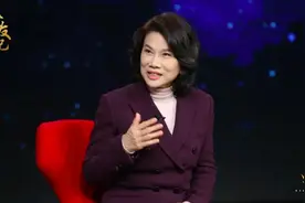 董明珠称自己不为钱而活：有争议才有价值，我觉得苦是一种享受，我也会偷偷地哭图片