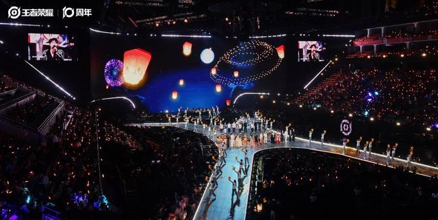 月活2.6 亿，《王者荣耀》十周年开启“国民游戏”新征程