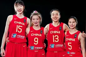 气愤！张隆前妻晚间7点发声：李梦被骗，张隆拍摄很多裸照，龌龊图片