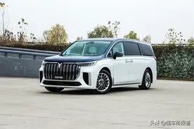 新车｜岚图梦想家四座版全体验，细节还可再优化，更期待七座版图片