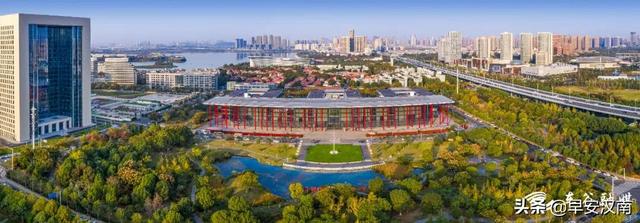 马斯克：特斯拉正在寻找新的超级工厂选址！会选择落户武汉吗？
