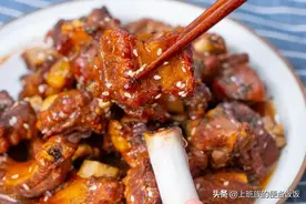 排骨别只红烧了，里面加点它，好吃到尖叫图片