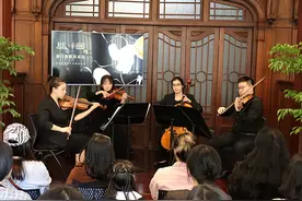 当弦乐遇见香氛，爱乐老洋房里的这支春日圆舞曲好听更好闻图片