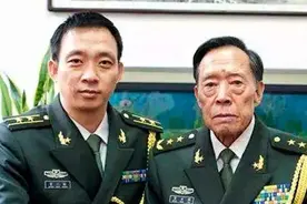 98年抗洪英雄董万瑞：57岁仍走在救灾前线，儿子如今是副师级别图片