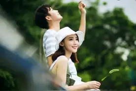 异性之间，这几种关系长期相处，容易日久生情图片