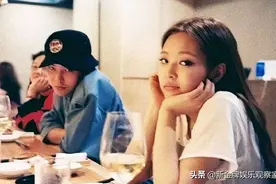 权志龙小号取关Jennie，却还关注Lisa，吵架了还是分手了？图片