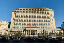 北京这座神秘的大楼，有人进去走一圈就能改变命运图片