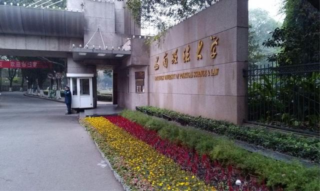 四川男子为替父报仇，7年6次征战高考，只为当官，如愿了吗