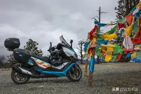 一个人，一辆踏板车，摩旅去新疆6000公里漫漫长路·赛科龙RT3图片