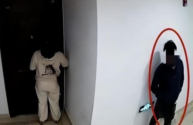 24岁男子强奸42岁邻居姐姐，小伙累倒，网友：分不清谁是受害者！