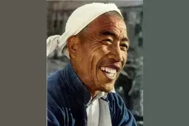 他是农民出身的副总理，1980年主动辞职，子女踏实本分不搞特权图片
