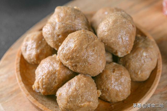 家常圆子怎么做家常圆子的煮法（过年8种丸子做法）