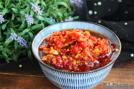 过了中秋节，做蒜蓉辣椒酱，比例做法详细，蒜香味浓，香辣味美图片