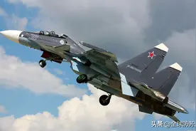 俄军踢到铁板，苏30SM战机多次遭击落，在后方也坠毁，印度要着急图片