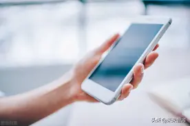 折叠手机行业深度报告：折叠显示开启消费电子形态创新新纪元图片