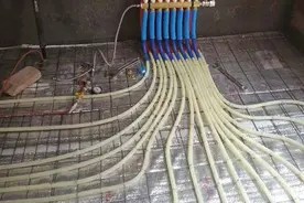装修铺地暖，关于分集水器安装4点总结！做不好地暖不热图片