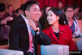 刘强东“卸任”后，再次露面已在美国，一切都已经发生了图片