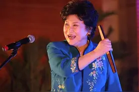 文革中戏曲、曲艺界矛盾重重，单田芳一部评书揭开同行的丑恶嘴脸图片
