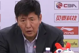CBA主教练3消息：丁伟暗批上海队主帅，郑永刚昏倒，春哥怒喷队员图片
