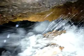 水是眼波横 山是眉峰聚 欲问洞天何处有？探秘“神鹰天坑”图片