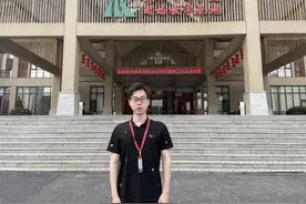 信阳职业学院外语学院刘孟璞：资助育人有温度 助力学子成才路图片