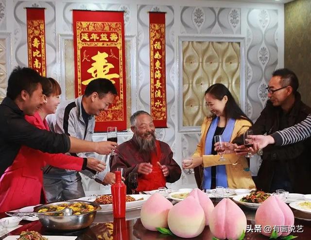 年龄分“虚岁”和“周岁”，有什么区别？该回答哪一个呢？