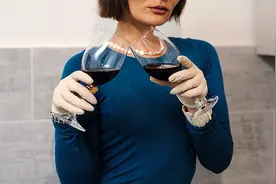 超级研究: 每天两罐啤酒降低患痴呆症风险 加拿大专家这么说…图片