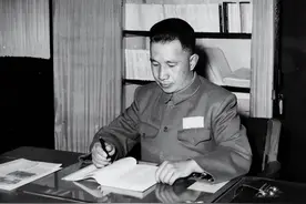 47年粟裕用一支“隐形部队”歼灭74师，毛泽东：我和老蒋都没想到图片
