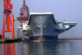 乌克兰真把航母图纸，放在瓦良格号里了吗？隐藏多年的真相被揭开图片