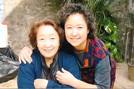 照顾瘫痪丈夫8年，转身与姐夫组建新家庭，彭玉不为人知的一面图片