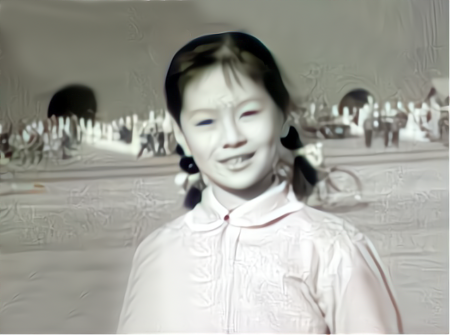 央视名主持鞠萍：难忘催泪的父爱母爱，在再婚中感受幸福