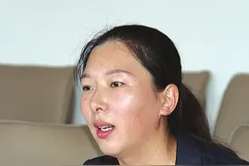 擦亮青春底色 无悔青春年华 记省优秀团干部大庆第一中学王蕊图片