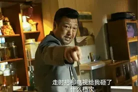 从赵本山的接班人，到央视春晚“毒瘤”，贾冰是如何做到的？图片