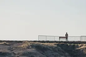 当你觉得生活很难时，读一读稻盛和夫的《活法》图片