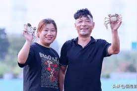 历经“烤”验的大闸蟹，终于上市了图片