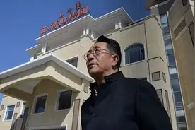 鄂尔多斯准格尔旗首富，铁匠出身，贷款两万起家，现身家41亿图片