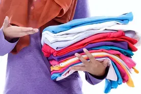 不管有多穷，永远不要穿别人的旧衣服，越早告诉身边的人越好图片