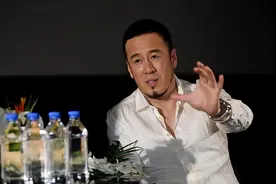 退票风波！杨坤演唱会现场失控，汪峰上座率低，那英门票没人买图片