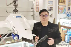 【高手在民间】他20年“玩”出50多架无人直升机图片