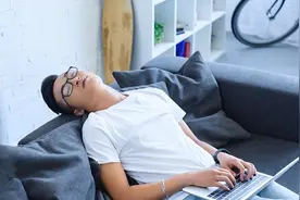 “腿抽筋”除了缺钙，还有可能是4个原因，别再被蒙在鼓里了图片