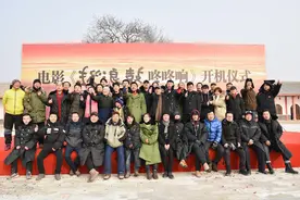 榆林本土电影《拨浪鼓咚咚响》获赞“十年最好陕西方言电影”图片