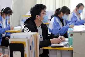 “私立跟公立”学校有何区别？父母道出实情，早知道可以避免弯路图片