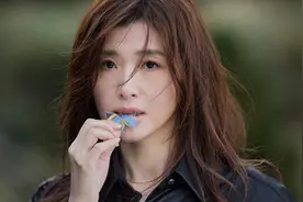 苏慧伦：恋情失败三次，44岁结婚甘愿做后妈，现已复出图片