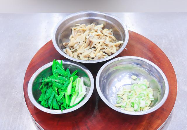 平菇配什么菜最好吃？分享5种不同做法，鲜香美味，顿顿吃光盘