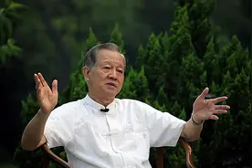 鬼和灵魂到底存不存在？国学大师曾仕强：我14岁的时候遇到过图片