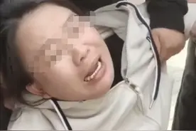 哭麻了！遇害学生丧礼曝光，全村人都来送行，妈妈哭晕被送往医院图片